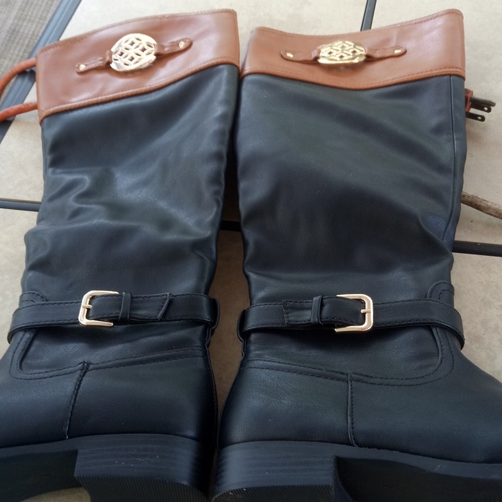 New Cato Buckle knee hi Black Boots Size 7